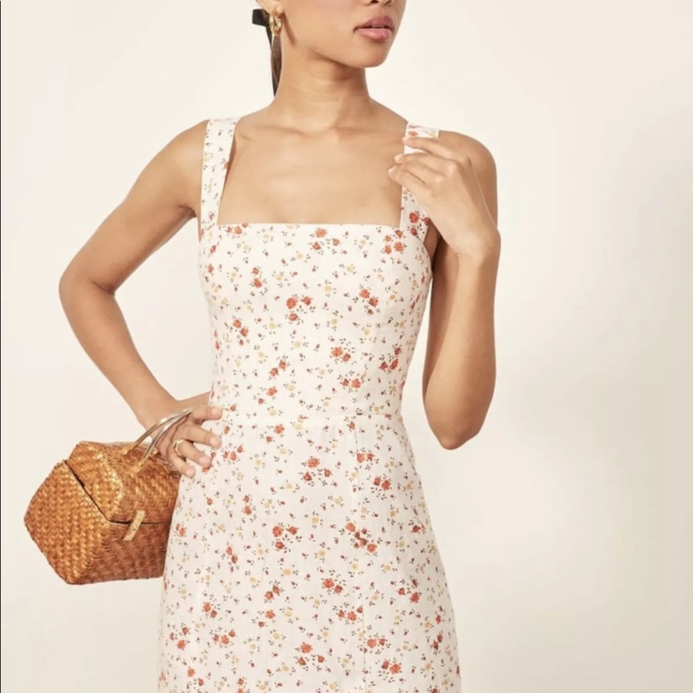 Hi. Looking for this in a size 0 or 2 reformation